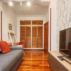 https://apartamento-centro-reformado-con-wifi.bilbaohotelsspain.com